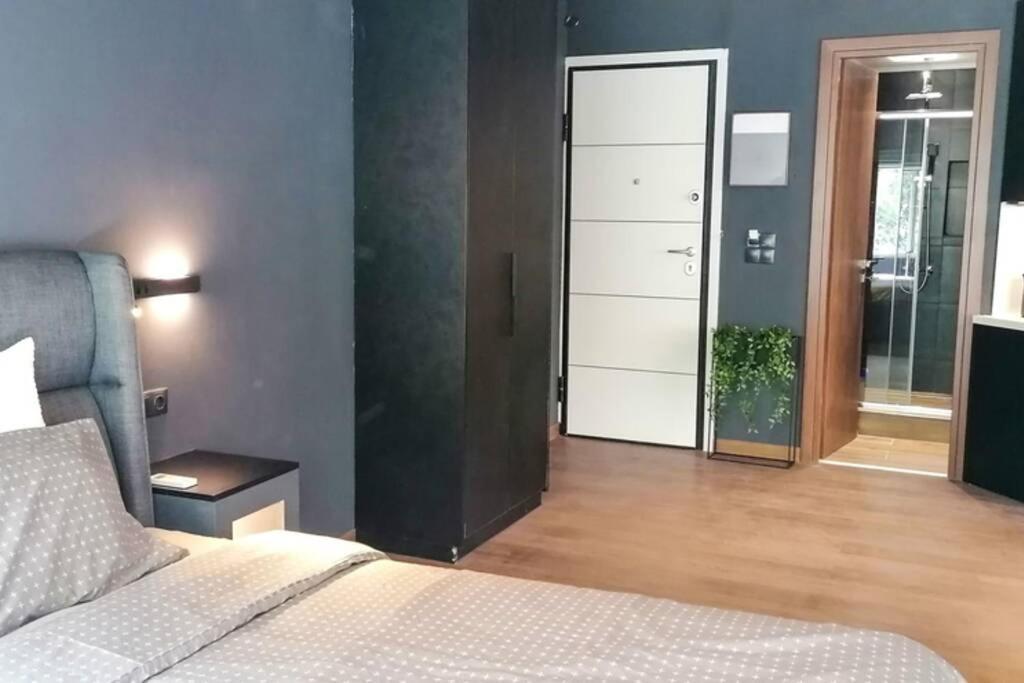 Athens - Plaka, 3, Kydathinaion Str. Екстериор снимка